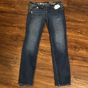 Aeropostale short skinny jeans